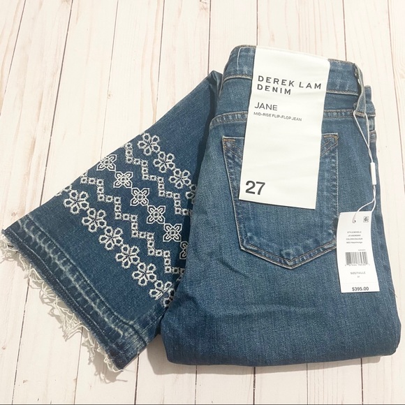 NWT DEREK LAM The Jane Mid Rise Flip Flop Jeans 27 - Picture 2 of 6